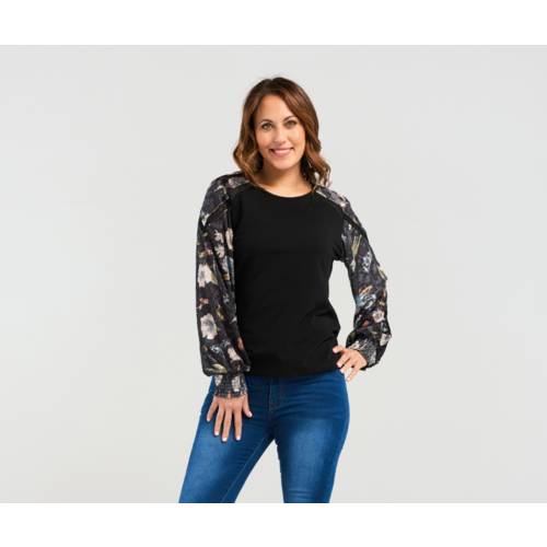 Zafina Fame top