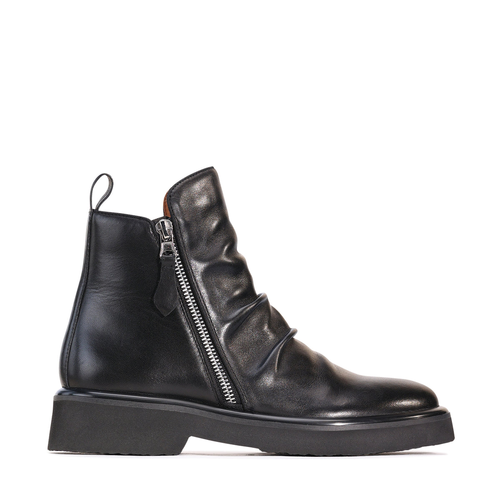 Eos Theona Shoe
