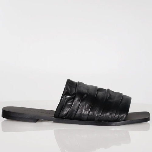 Minx Coast Slide