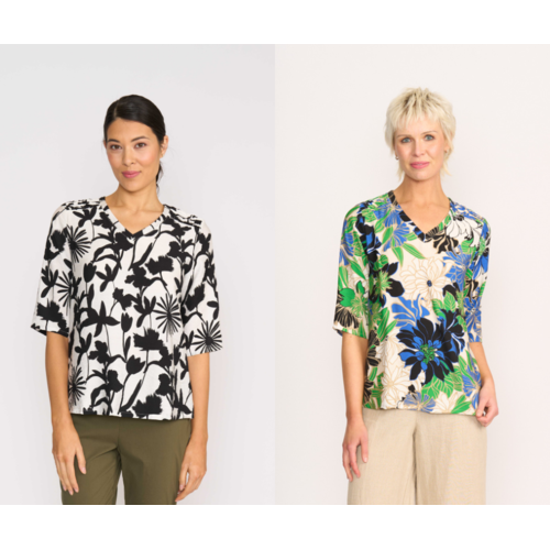 Foil Pintuck Scoop Hem Top