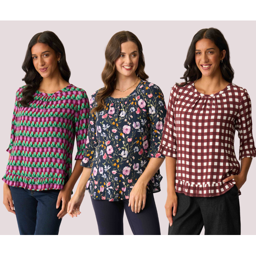 Foil Gathered Scoop Hem Top