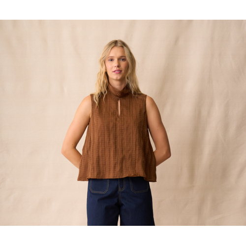 Neris Art House Top