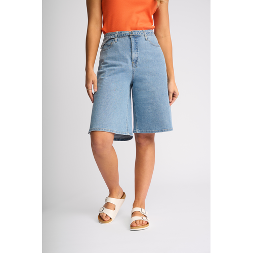 Knewe Zuri Short