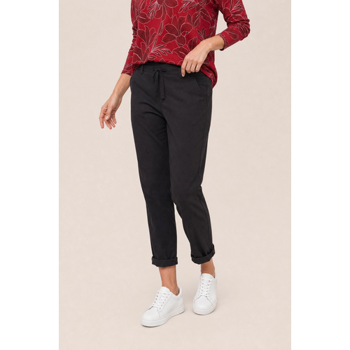 Yarra Trail Nova Jogger